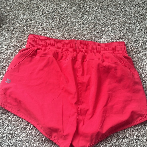 Running shorts - Picture 3 of 4